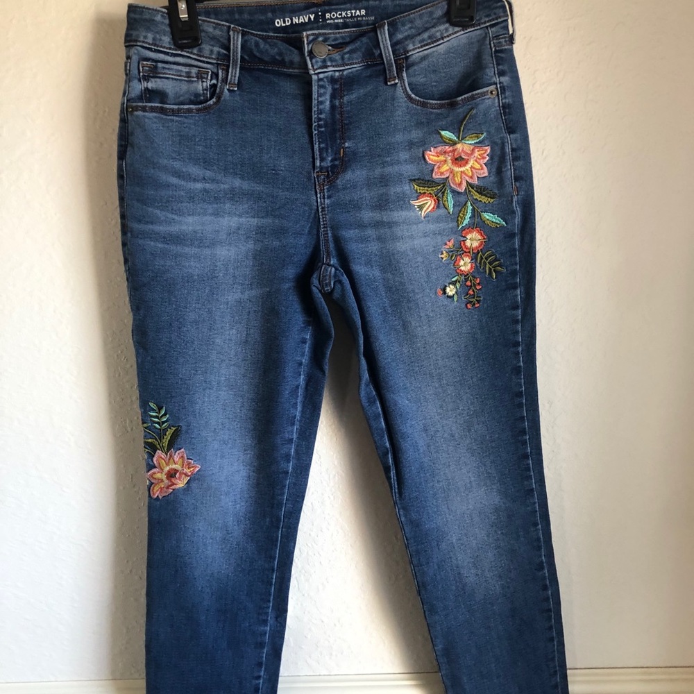 Old Navy-Mid-rise Rock star embellished jeans